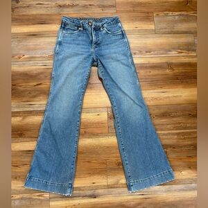 Women's Blue Jeans